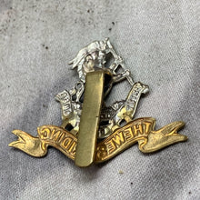 Load image into Gallery viewer, Original WW2 British Army The West Riding Regiment Cap Badge
