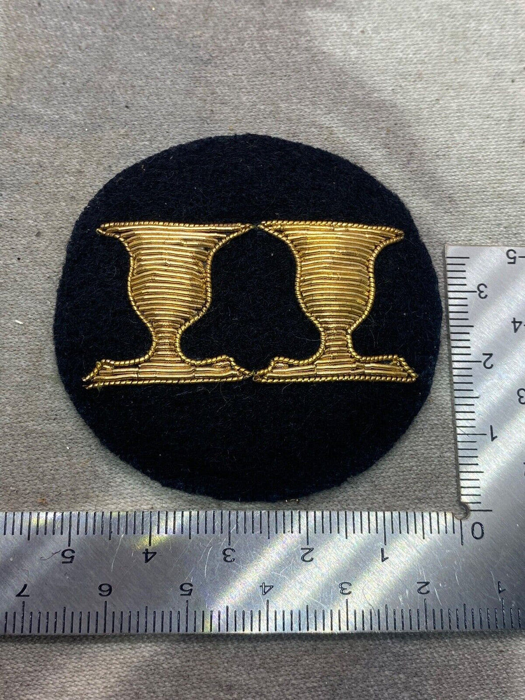 Unbekanntes großes Bullion Blazer-/Mützenabzeichen