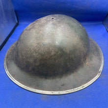 Charger l&#39;image dans la galerie, Original WW2 Mk2 British Army Brodie Combat Helmet
