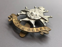 Load image into Gallery viewer, Original WW2 British Army Notts &amp; Derby Regimental Cap Badge
