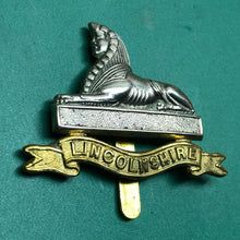 Load image into Gallery viewer, Original British Army Cap Badge - The Lincolnshire Regiment
