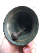 Charger l&#39;image dans la galerie, Original WW1 British Navy HMS Victory Trench Art Bronze Bell
