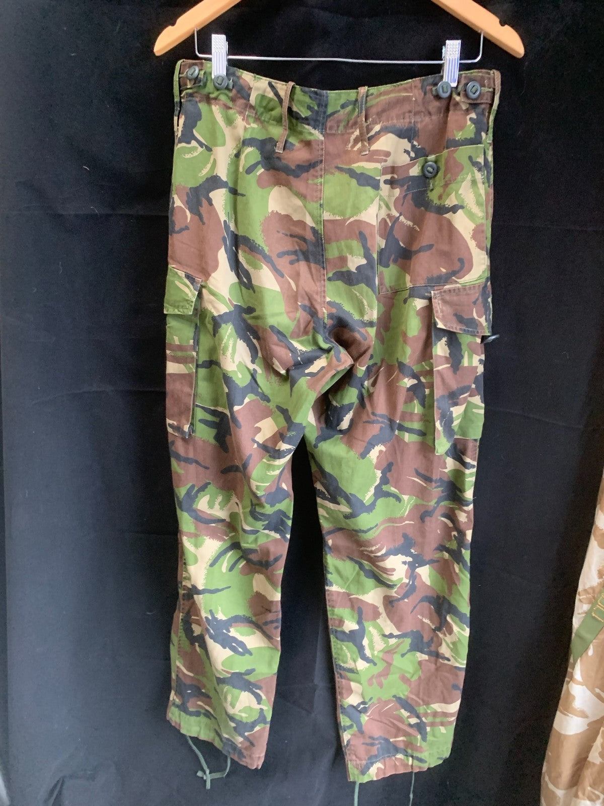 Genuine British Army DPM Lightweight Combat Trousers Grade 1 - Size 72/84/100 - The Militaria Shop