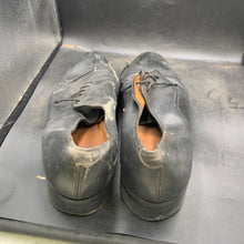 Load image into Gallery viewer, Genuine British Army Black Leather Dress Shoes - Size UK 8 M - The Militaria Shop
