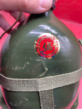 Lade das Bild in den Galerie-Viewer, Interesting Chinese Army Waterbottle with Shoulder Strap
