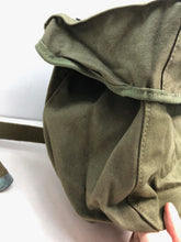 Lade das Bild in den Galerie-Viewer, Original WW2 Korea Vietnam US Army M-1945 Field Pack Cargo OG Green - NEW STOCK
