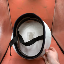 Lade das Bild in den Galerie-Viewer, Image #10
