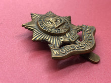 Load image into Gallery viewer, Original WW1 British Army Cap Badge - Worcestershire Regiment
