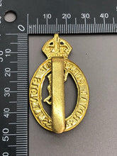 Load image into Gallery viewer, Original WW2 British Army Royal Corps of Signals Cap Badge
