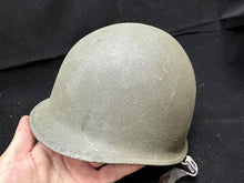 Load image into Gallery viewer, Original US Army M1 Style Euro Clone Helmet &amp; Liner Set - Painted Big Red One
