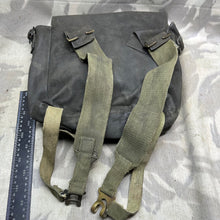 Lade das Bild in den Galerie-Viewer, Original WW2 British Army / RAF 37 Pattern Webbing Small Pack &amp; L Straps Set
