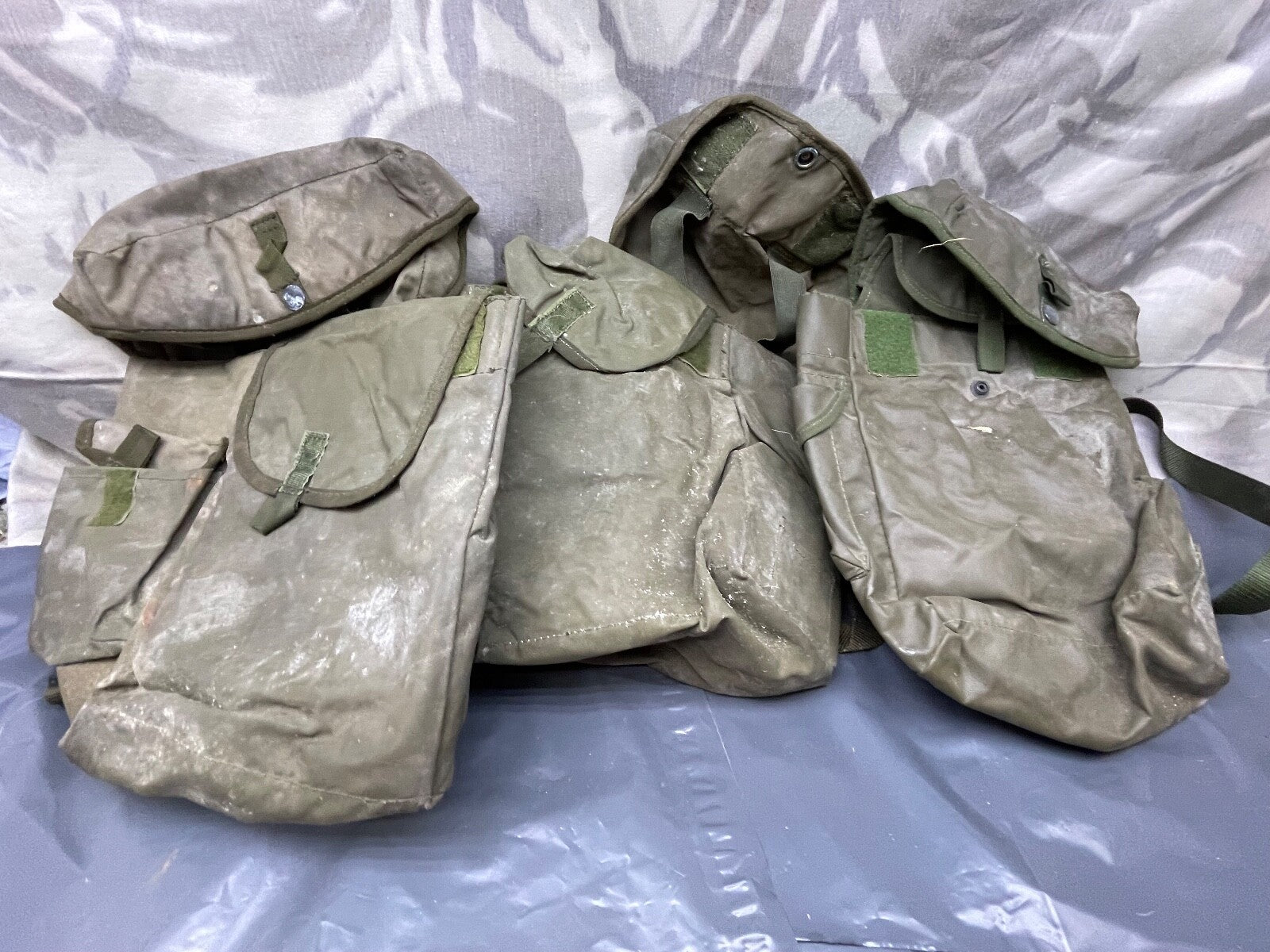 Original British Army 1980's Gas Mask Bag - The Militaria Shop