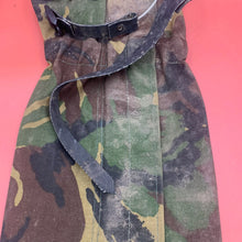 Lade das Bild in den Galerie-Viewer, Genuine British Army Surplus DPM Camouflaged Gaiters - Size Standard
