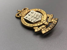 Charger l&#39;image dans la galerie, Genuine British Army RAOC Royal Army Ordnance Corps Cap Badge
