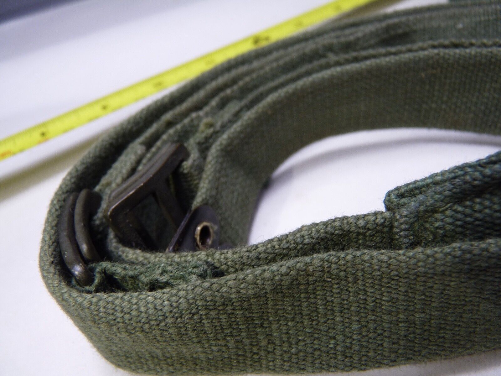 Original WW2 British Army 44 Pattern Shoulder / Extended Equipment Strap - 1945 - The Militaria Shop