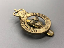 Load image into Gallery viewer, Genuine British Army Shropshire Yeomanry Cap Badge
