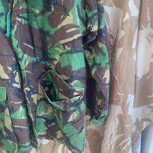 Charger l&#39;image dans la galerie, Genuine British Army Smock Combat Jungle DPM Camouflage - Size 170/104
