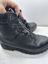 Lade das Bild in den Galerie-Viewer, Image #11
