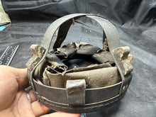 Charger l&#39;image dans la galerie, Original WW2 British Army Mk2 Helmet Liner - Size 6 3/4 - 1939 Dated
