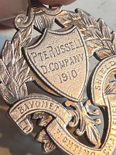 Lade das Bild in den Galerie-Viewer, 1910 British Army Hallmarked Silver &#39;Fighting Shield Challenge&#39; Medal
