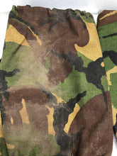 Load image into Gallery viewer, Genuine British Army DPM Camouflaged Gaiters - Size Standard
