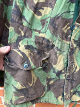 Load image into Gallery viewer, Original British Army 1968 Pattern Combat Smock Jacket - Size 3 - 46&quot; Chest
