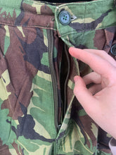 Charger l&#39;image dans la galerie, Genuine British Army DPM Combat Trousers - Size 76/80/96 - Approx 30&quot; Waist
