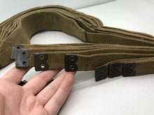 Charger l&#39;image dans la galerie, Original WW2 British Army 37 Pattern Shoulder Strap M.W&amp;S 1944 - Normal
