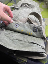 Lade das Bild in den Galerie-Viewer, Original US Army Vietnam War Era Snout Type Gas Mask Bag - The Militaria Shop
