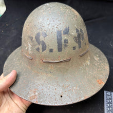 Charger l&#39;image dans la galerie, Original WW2 British Home Front Civilian S.F.P Zuckerman Helmet &amp; Liner
