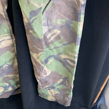 Load image into Gallery viewer, Genuine British Army DPM Combat Trousers - Size 90/88/104
