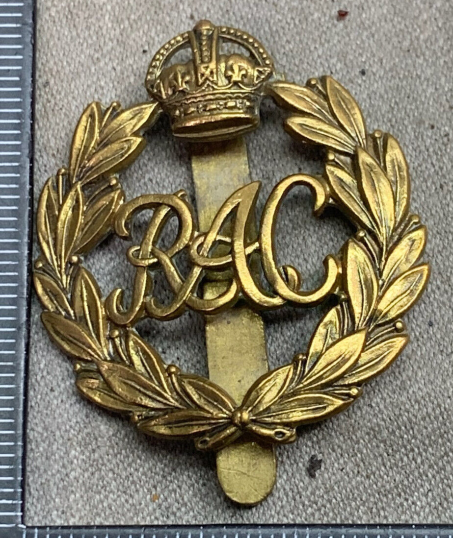 Original WW2 British Army Royal Armoured Corps Cap Badge