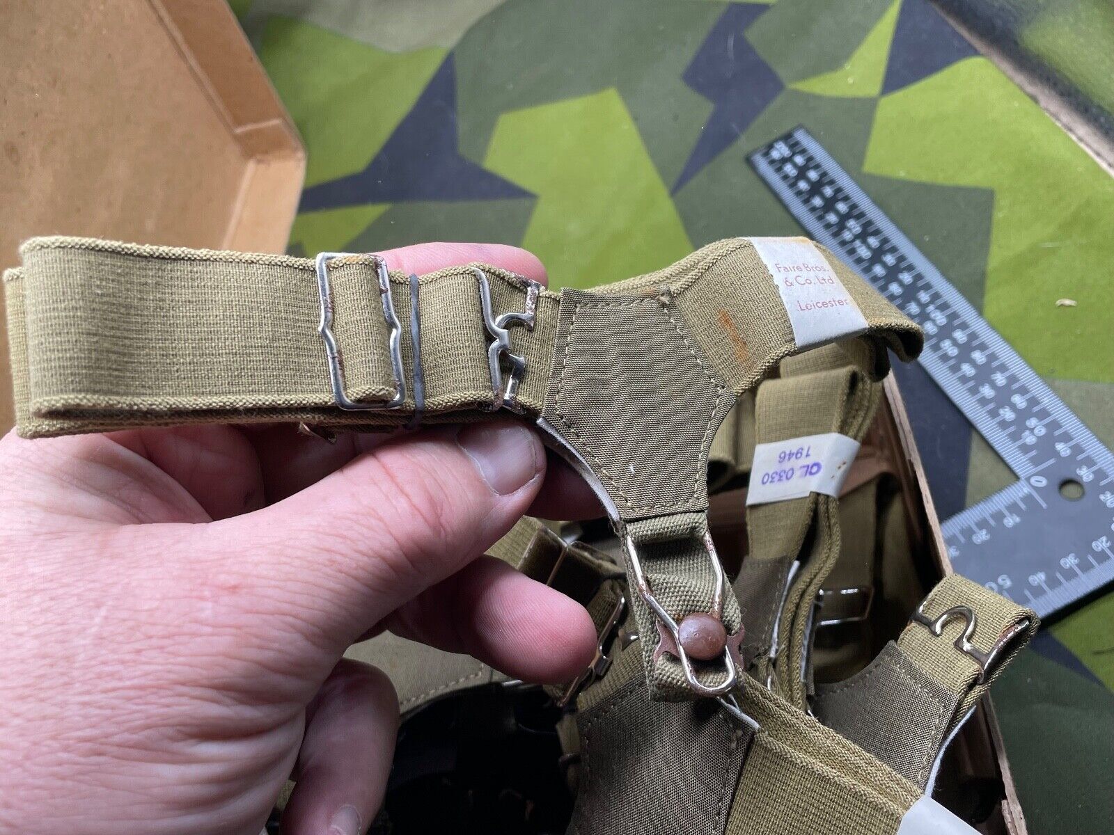 Original British Army WD Marked 1946 Dated Sock Suspenders - Unissued from Box - The Militaria Shop