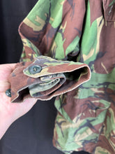 Load image into Gallery viewer, Original British Army 1968 68 Pattern DPM Combat Jacket Smock - 40&quot; Chest
