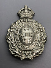 Load image into Gallery viewer, Original WW1 British Army The King&#39;s Liverpool Reg 8th Scottish Vol Cap Badge
