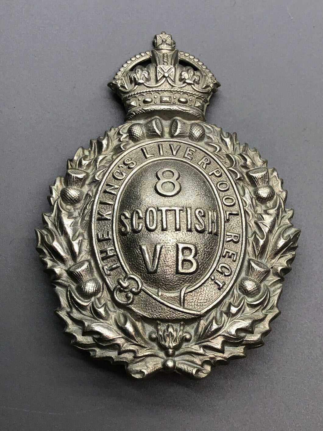 Original WW1 British Army The King's Liverpool Reg 8th Scottish Vol Cap Badge