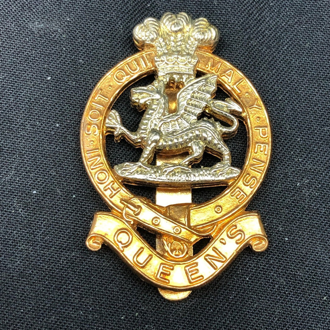 Genuine British Army Cap Badge - Queen's Regiment - The Militaria Shop