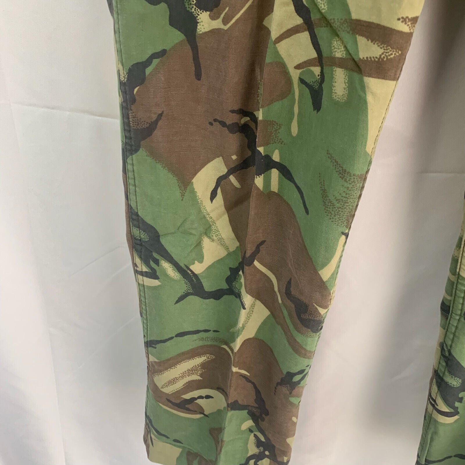 Genuine British Army 68 Pattern DPM Jungle Camouflaged Trousers - Size 30" Waist - The Militaria Shop