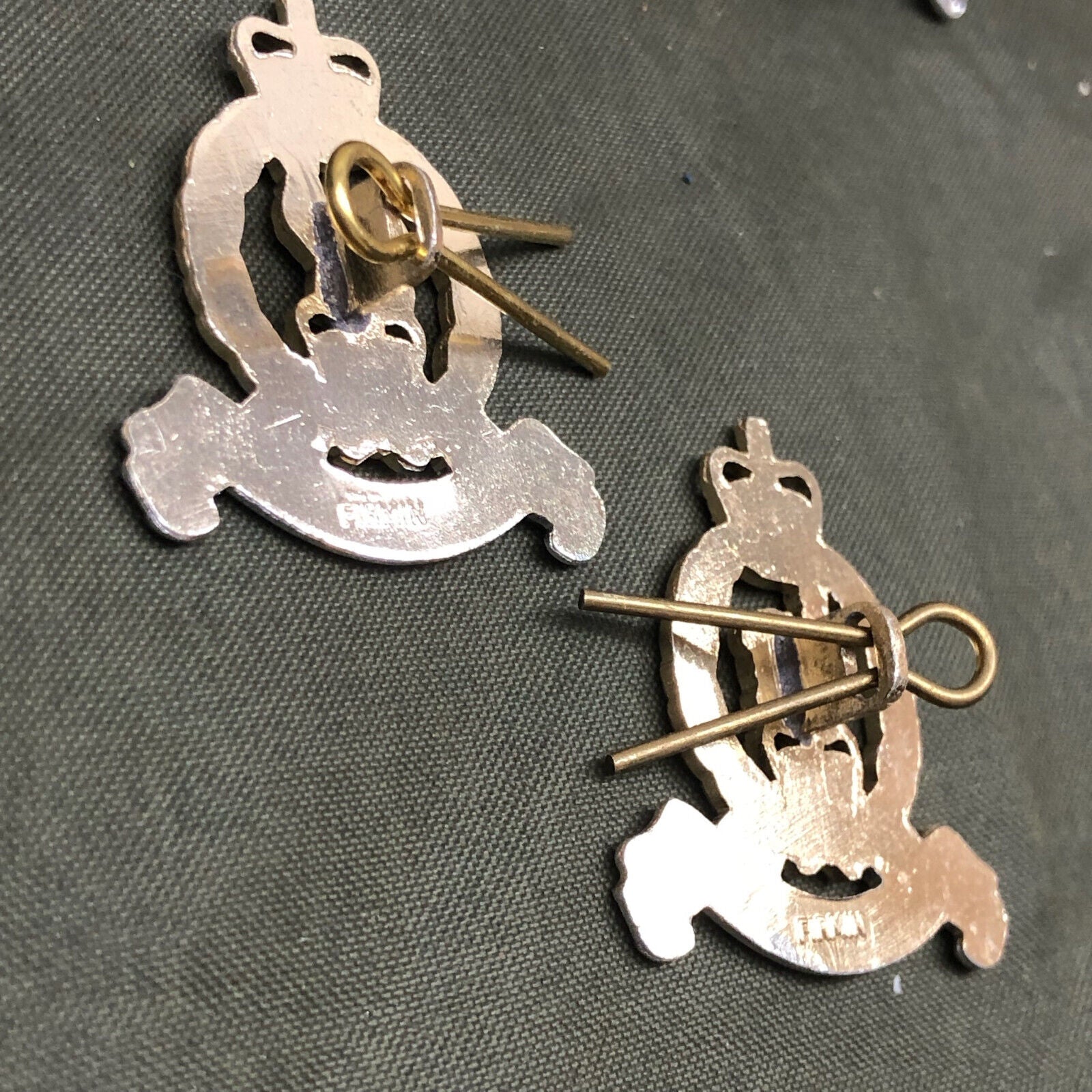 Genuine British Army Adjutant Generals Corps Collar Badges Pair - The Militaria Shop