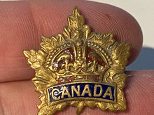 Load image into Gallery viewer, Original WW1 / WW2 Canadian Army, Gilt &amp; Enamel Sweetheart Brooch
