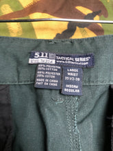 Load image into Gallery viewer, Vintage 511 Combat Tactical Series Cargo Pants Trousers - Size Large Regular - The Militaria Shop
