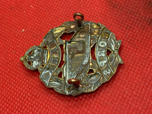 Lade das Bild in den Galerie-Viewer, Original WW1 British Army Tank Corps Cap Badge
