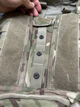 Lade das Bild in den Galerie-Viewer, Genuine British Army MTP Gas Mask Bag Field Pack
