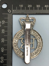 Load image into Gallery viewer, Genuine Obsolete West Yorkshire Metropolitan Police Cap Badge - Queen&#39;s Crown
