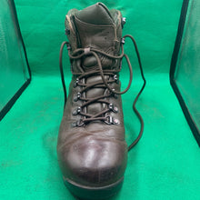 Load image into Gallery viewer, Genuine British Army Combat Patrol Boots - Size 9M - Iturri
