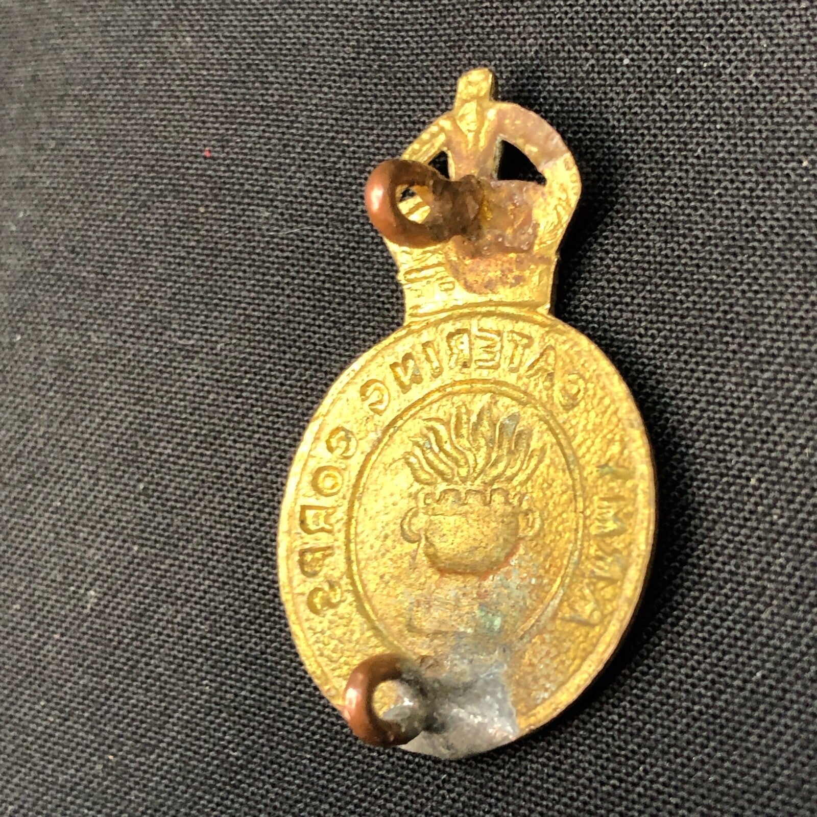 Original British Army WW1 / WW2 Army Catering Corps Cap / Collar Badge - The Militaria Shop