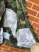 Load image into Gallery viewer, Genuine British Army DPM Camouflaged Combat Smock Jacket - Size 170/96
