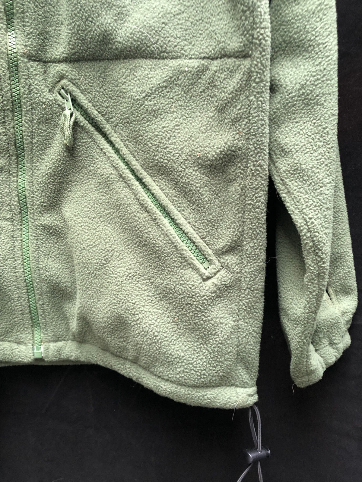 Vintage British Army Green Thermal Liner - Size 160/88 - The Militaria Shop