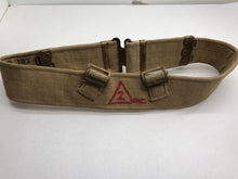 Charger l&#39;image dans la galerie, Original WW2 British Army 37 Pattern Soldiers Belt - Size Normal - 38&quot; Waist
