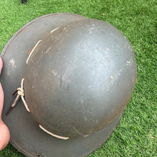 Charger l&#39;image dans la galerie, Original WW2 British Home Front Civillian Zuckerman Helmet &amp; Liner - 1941 Dated
